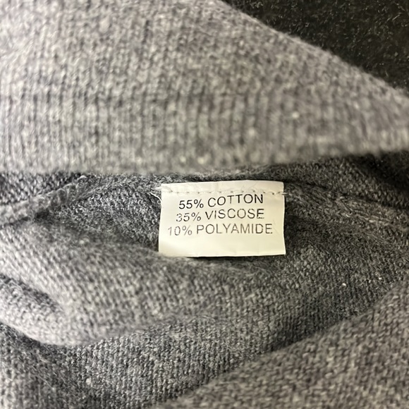 LAURIE B Grey Pullover with Ivory Roll Down Neck & Sleeves Size M - Picture 7 of 7